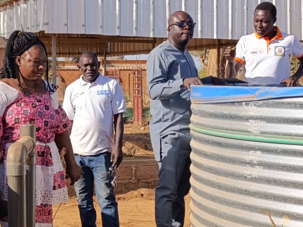 Commune de Kongoussi.  Visite au Centre Agro-Ecologie en construction au secteur n°0
